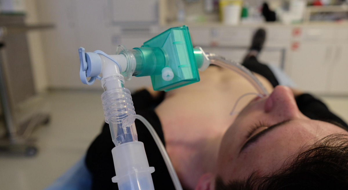 Vorschriftsmäßige Fehlbehandlungen führt zu hoher Todesfolge von Covid19-Patienten